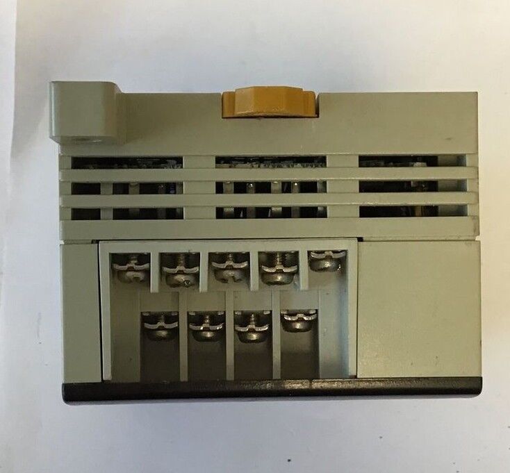 OMRON CP1A-10CDT-D PROGRAMMABLE CONTROLLER 24VDC 6W