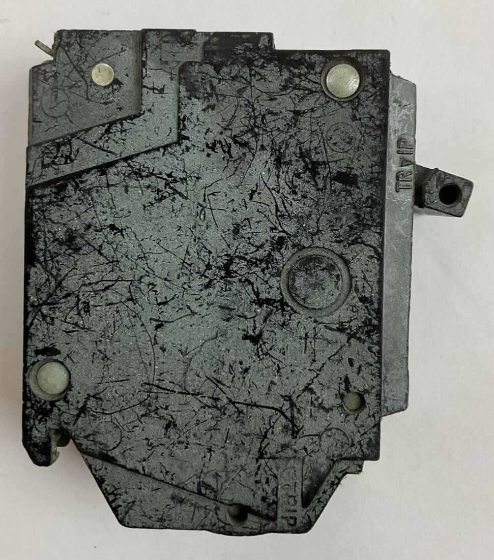 GE THQP215 CIRCUIT BREAKER 2POLE 15AMP 120/240VAC