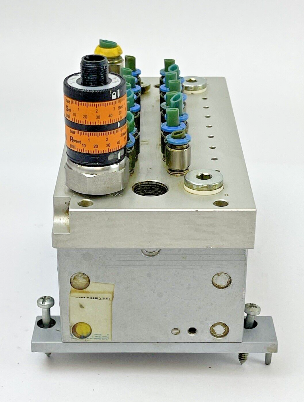 FESTO - CPV14-V1 - VALVE MANIFOLD-W/ PNEUM CONN & STACK PLATES, B102(6), B002(2)