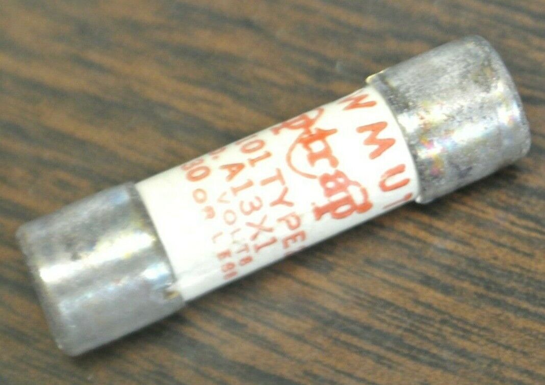 BOX of 10 / SHAWMUT A13X1 SEMICONDUCTOR FUSES / 1A / 130V / NEW SURPLUS