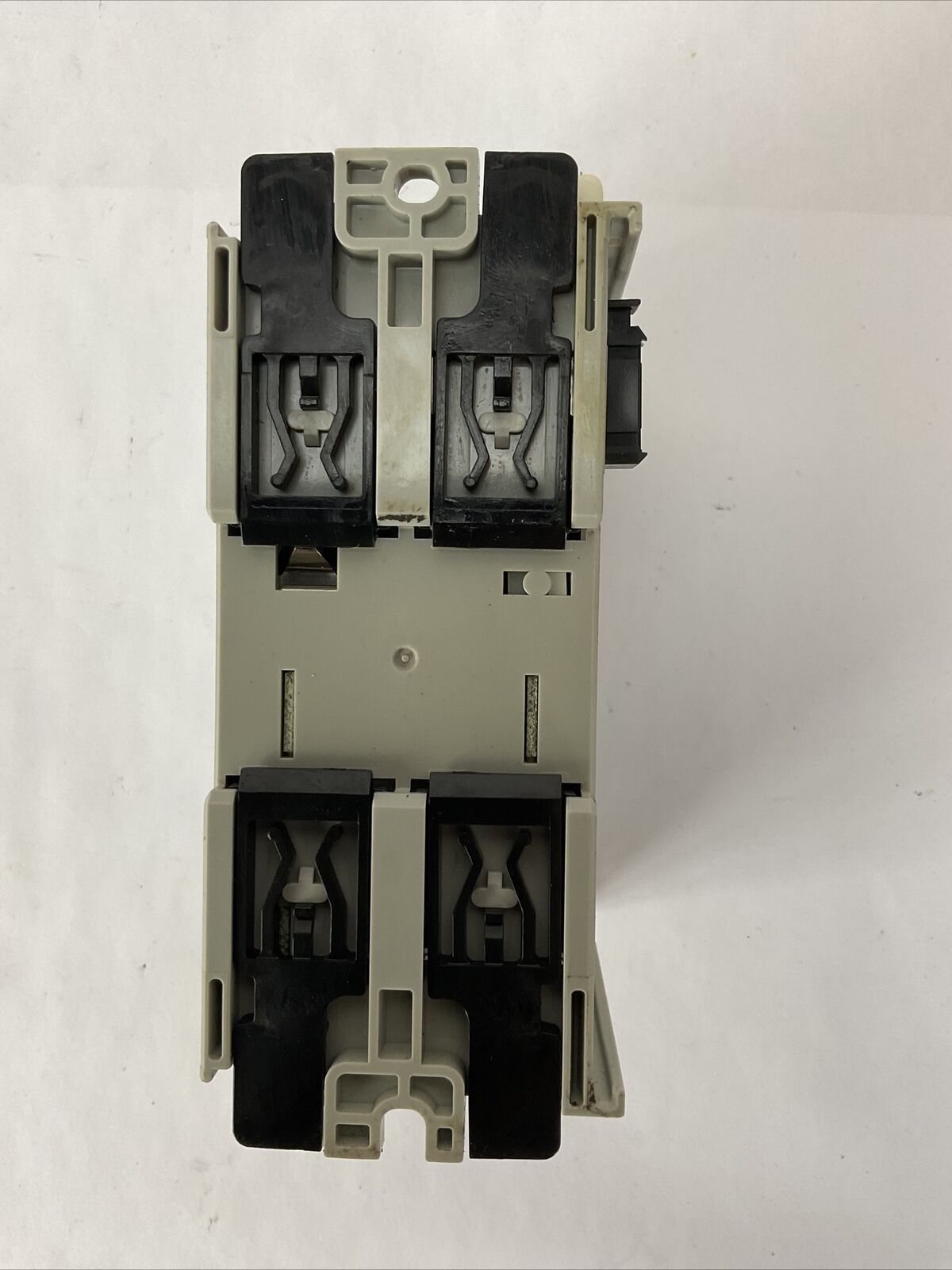 ALLEN BRADLEY 1769-OA16 SER A F/W REV 3.1 DIR/VER 95320750/03 16PT 85-265VAC
