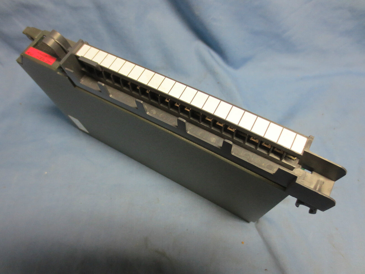 ALLEN-BRADLEY 1771-IAD B, 120V AC/DC INPUT MODULE