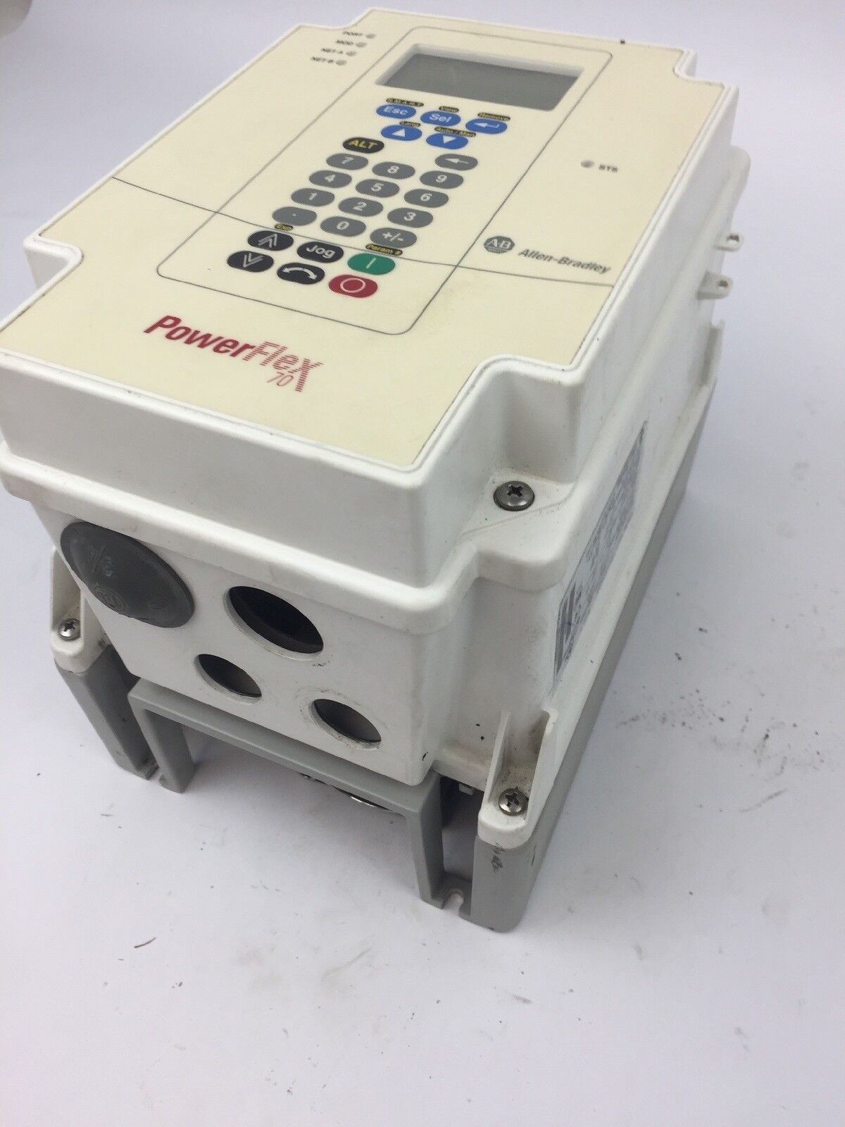 ALLEN BRADLEY POWER FLEX 70 20A D 3P4 C 3 AYYANNN SERIES A 3 PHASE 480 V