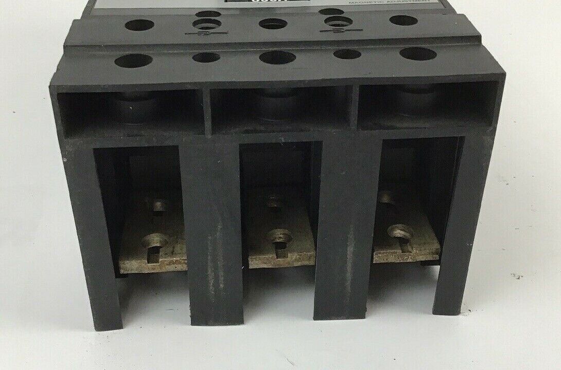 ABB UXAB 718530 R 999 300AMP CIRCUIT BREAKER TYPE JS 500VDC/480VAC