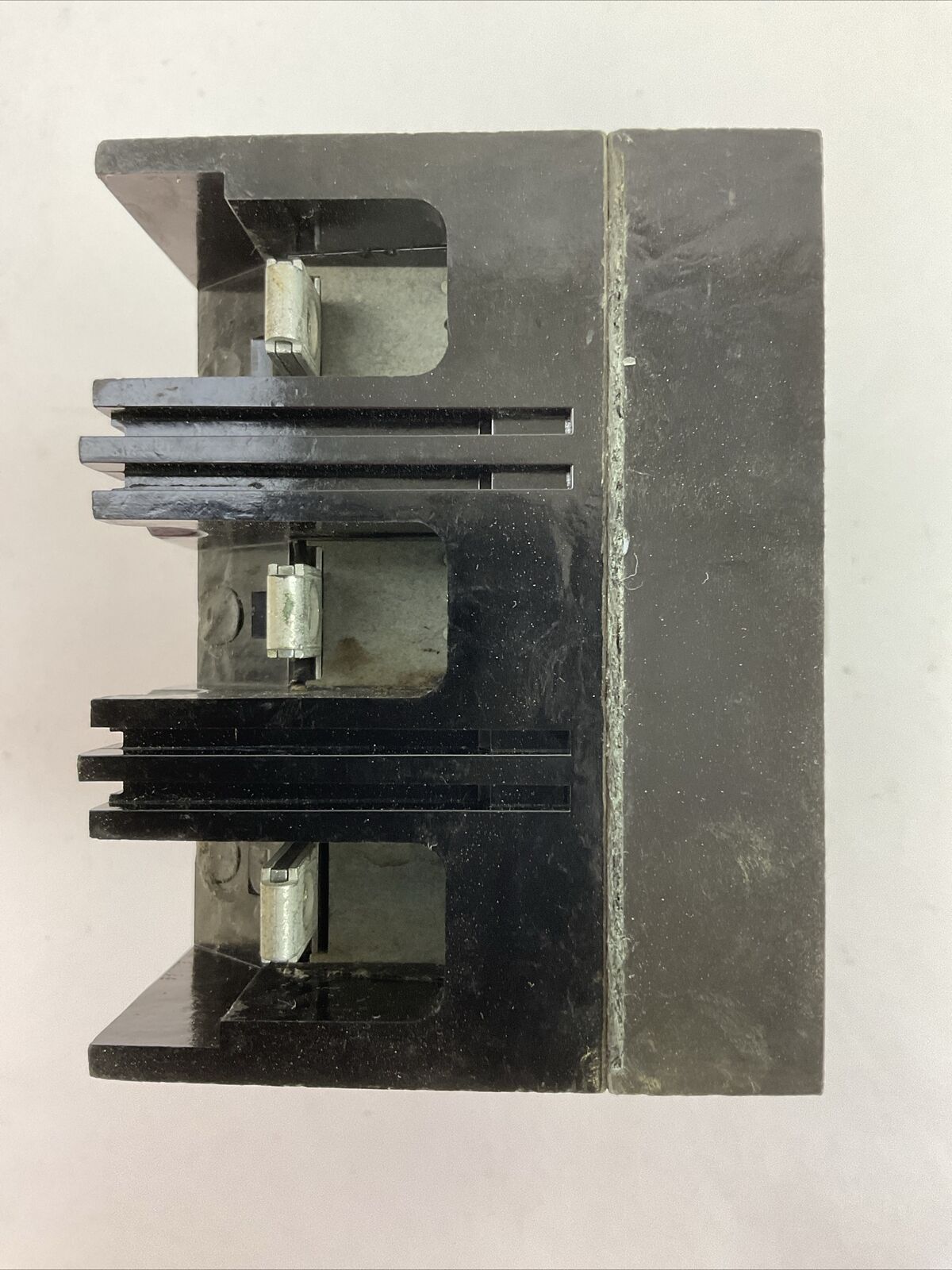 GE TED136030 CIRCUIT BREAKER 3POLE 30AMP 600VAC