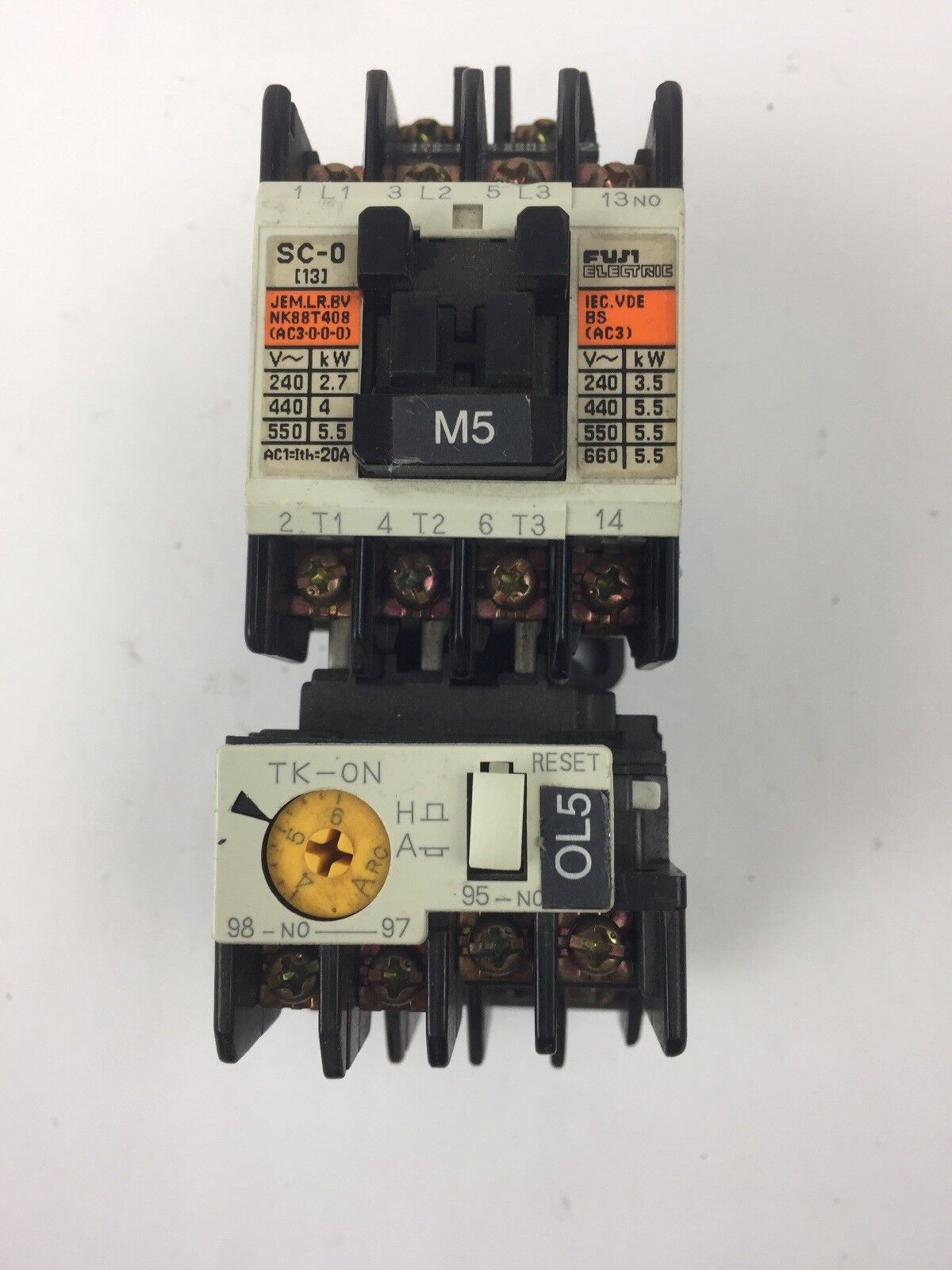 FUJI ELECTRIC 4NC0F0 TYPE SC-0 CONTACTOR 4NK0AN TYPE TK-0N OVERLOAD RELAY