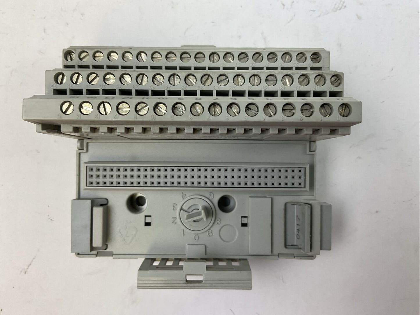 ALLEN BRADLEY 1794-TB3 TERMINAL BASE SER A