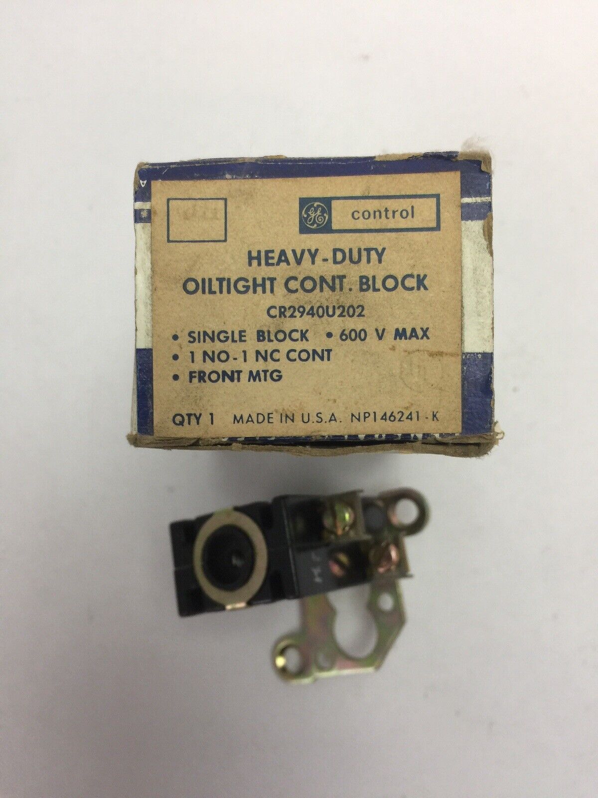 GE CR2940U202 HEAVY DUTY OILTIGHT CONTACT BLOCK 600V 1 NO 1 NC CONT