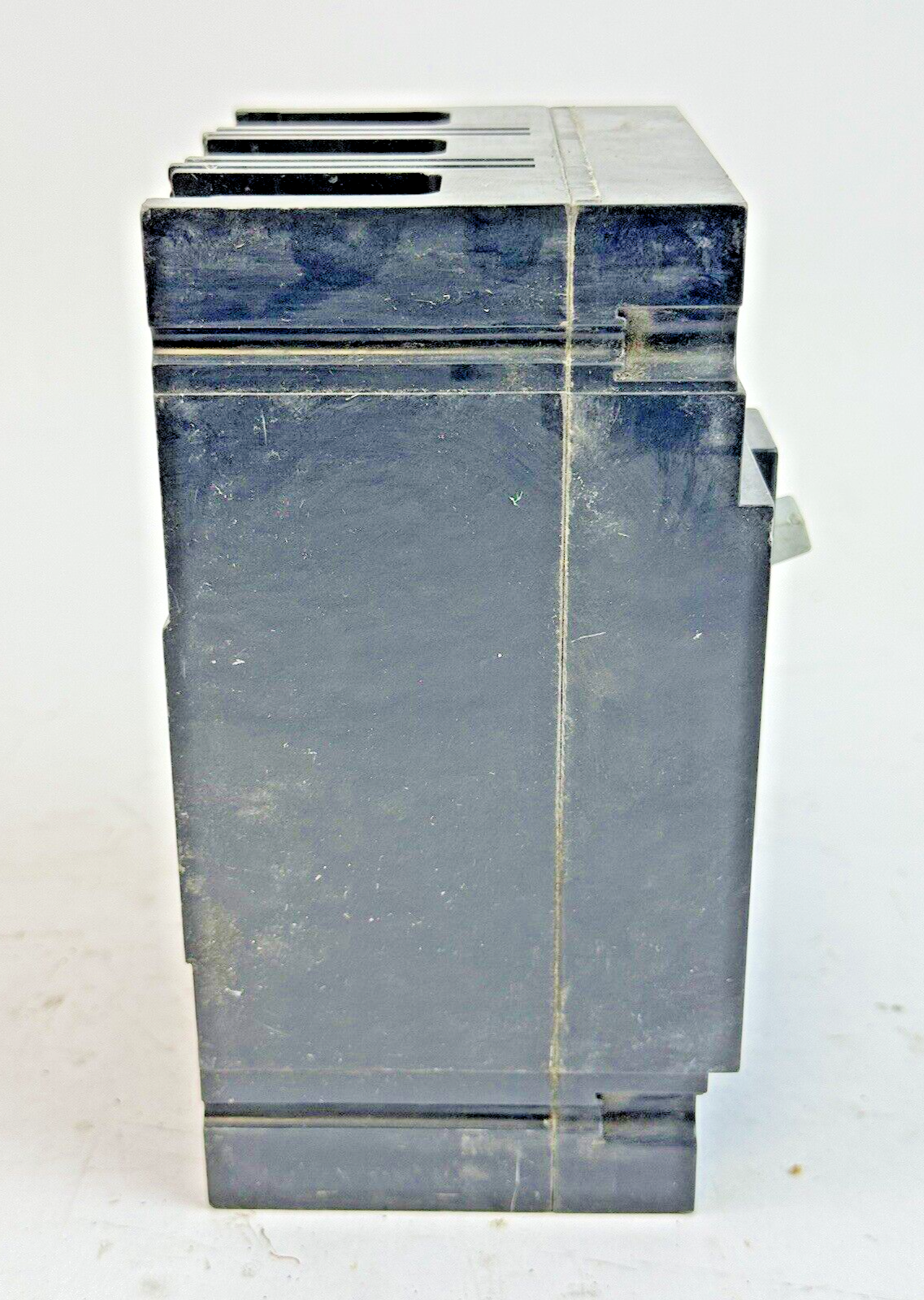 GE - TED134030 - INDUSTRIAL CIRCUIT BREAKER - 3 POLE/480 VAC/30A