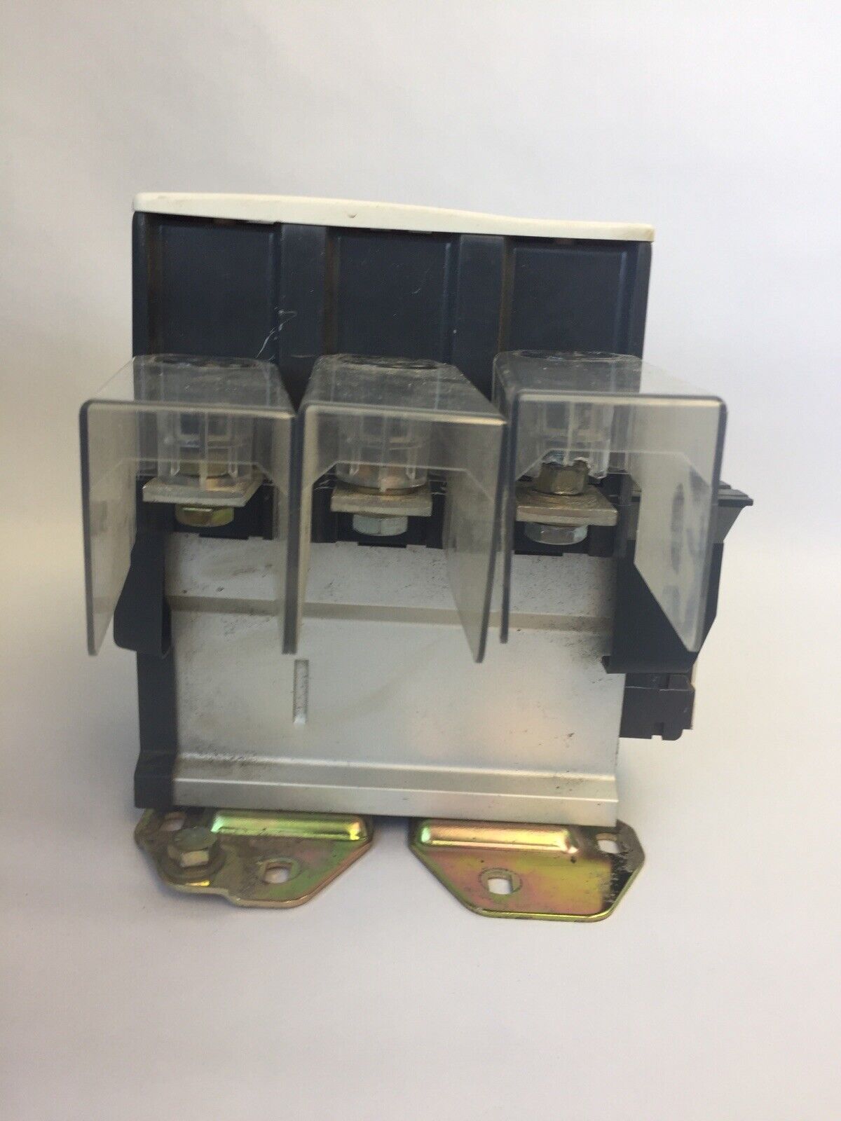 TELEMECANIQUE LC1 F500 CONTACTOR 600VAC 500HP 700A LX1FK110 110-120V LADN11 LA1