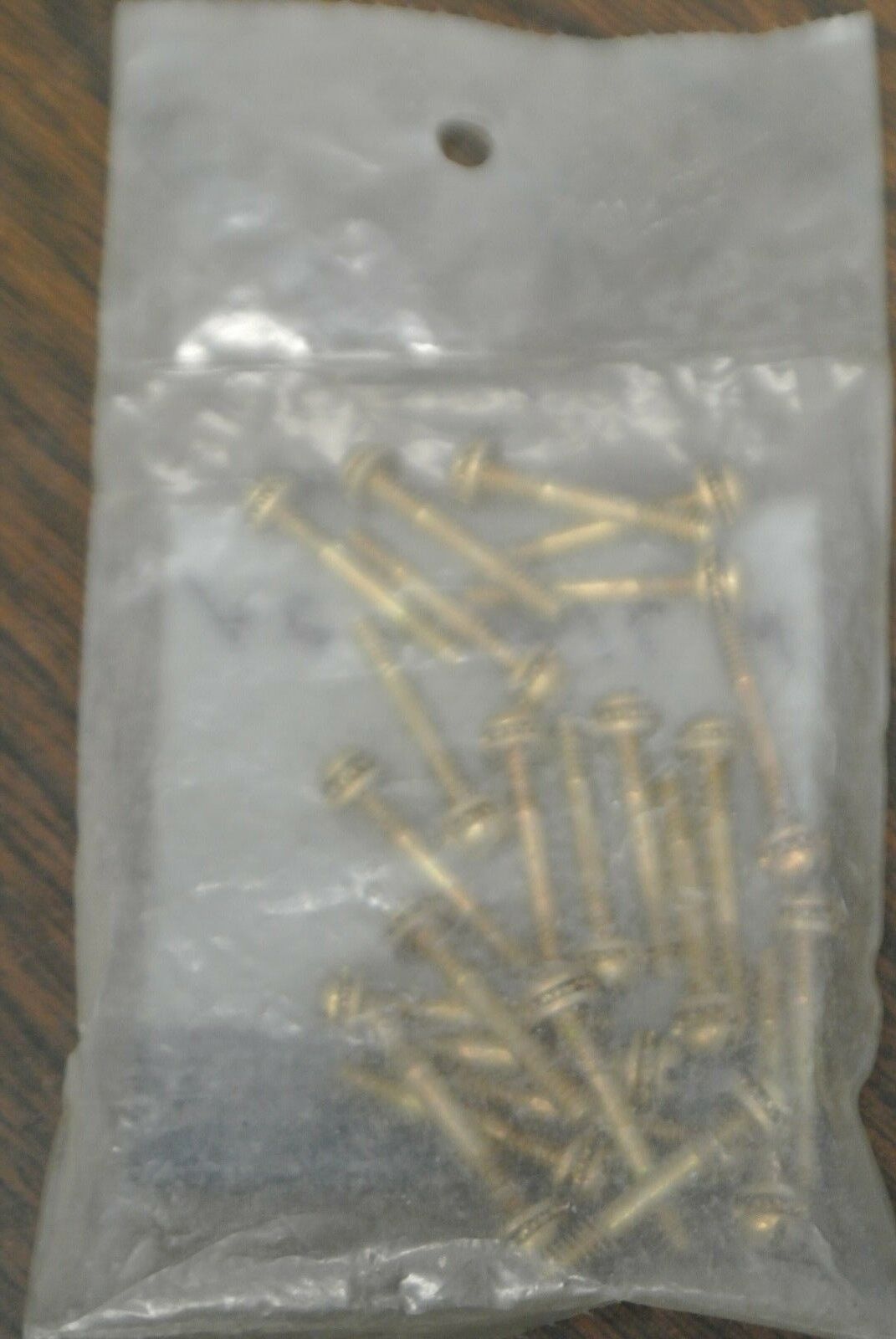 BAG of 24 / ALLEN-BRADLEY M7147 / SCREWS / M-7147 / NEW SURPLUS