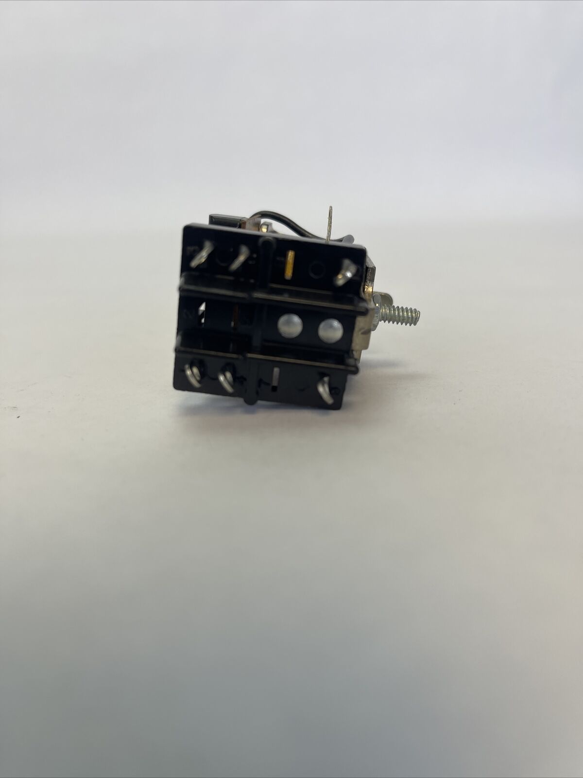 AMF POTTER & BRUMFIELD KA11AY-6V RELAY 6V 50/60HZ