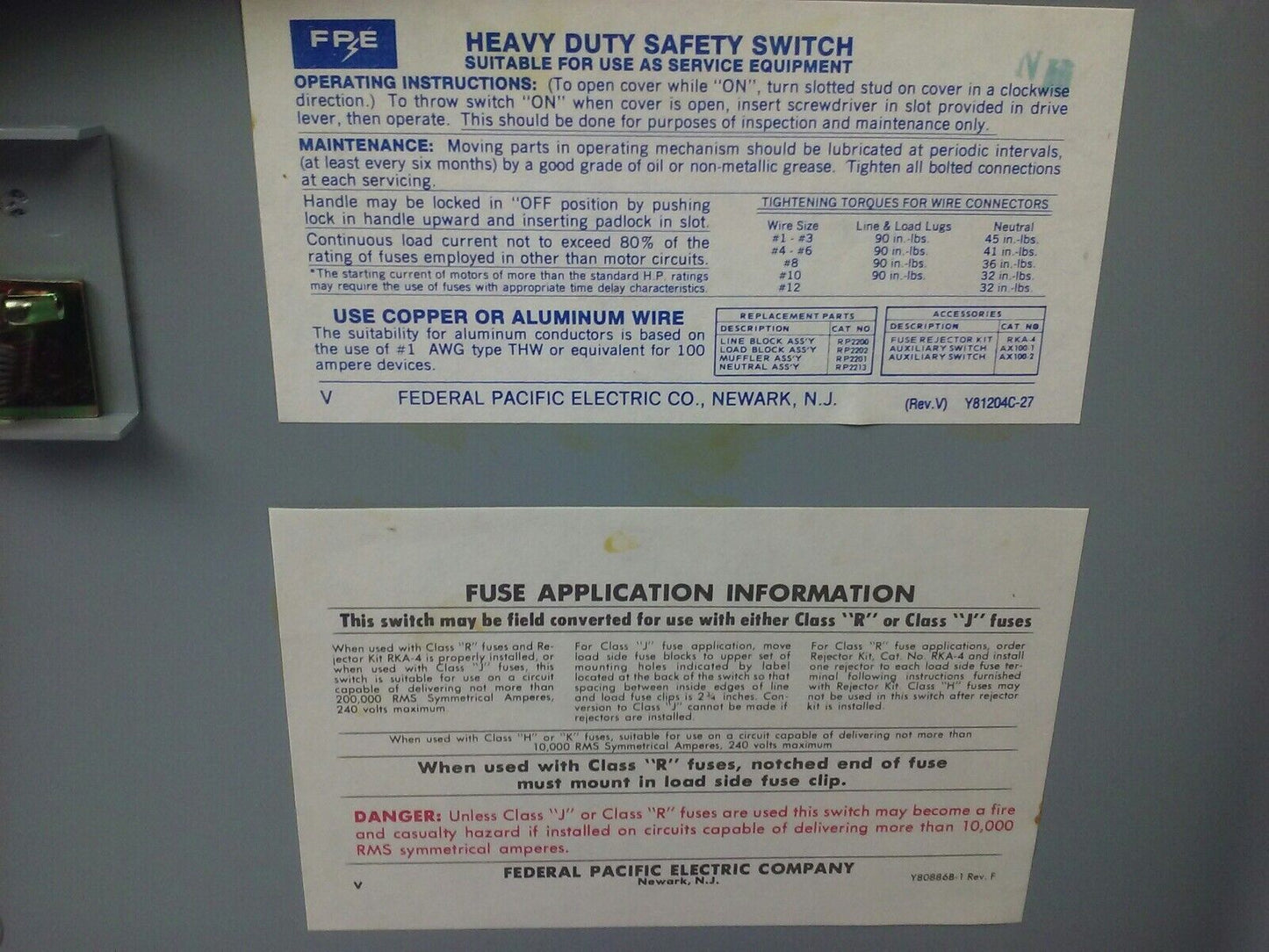 FPE 1132R FUSIBLE HEAVY DUTY SAFETY SWITCH 3P, 100A, 240VAC, 4 WIRE, 30HP