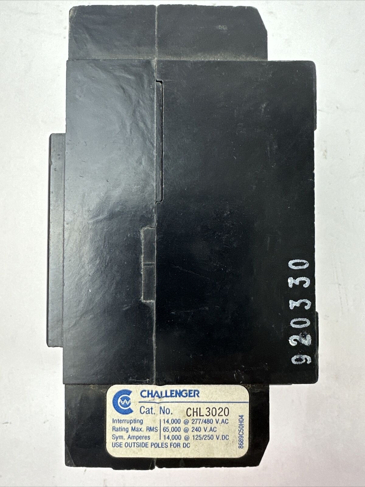 CHALLENGER CHL3020 20AMP 277/480VAC 240VAC 125/250VDC 3POLE CIRCUIT BREAKER