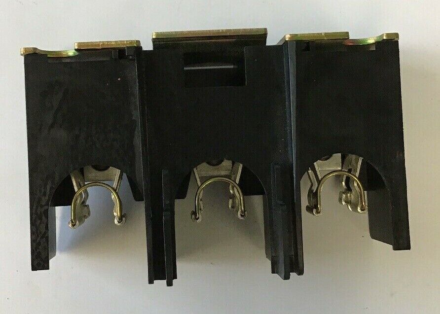 SQUARE D 40567-016-51 FUSE BLOCK