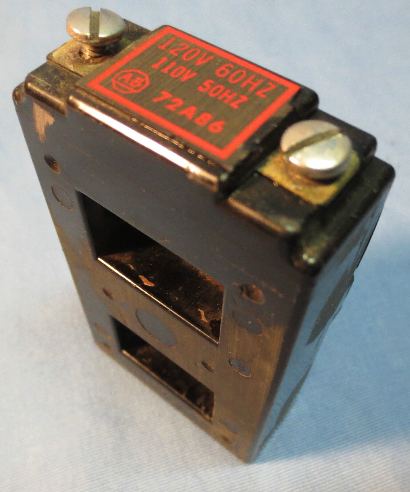 ALLEN-BRADLEY 72A86 COIL 110/120V, 50/60Hz, for CONTACTOR / STARTER
