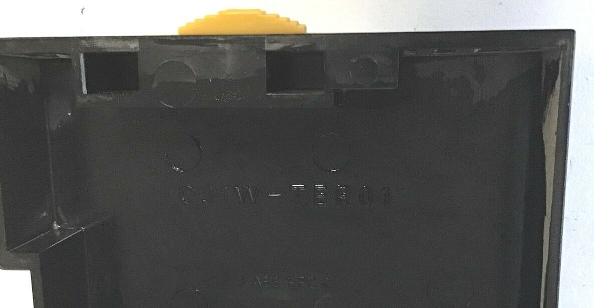 OMRON CJ1W-TER01 END PLATE COVER***LOT OF 3****