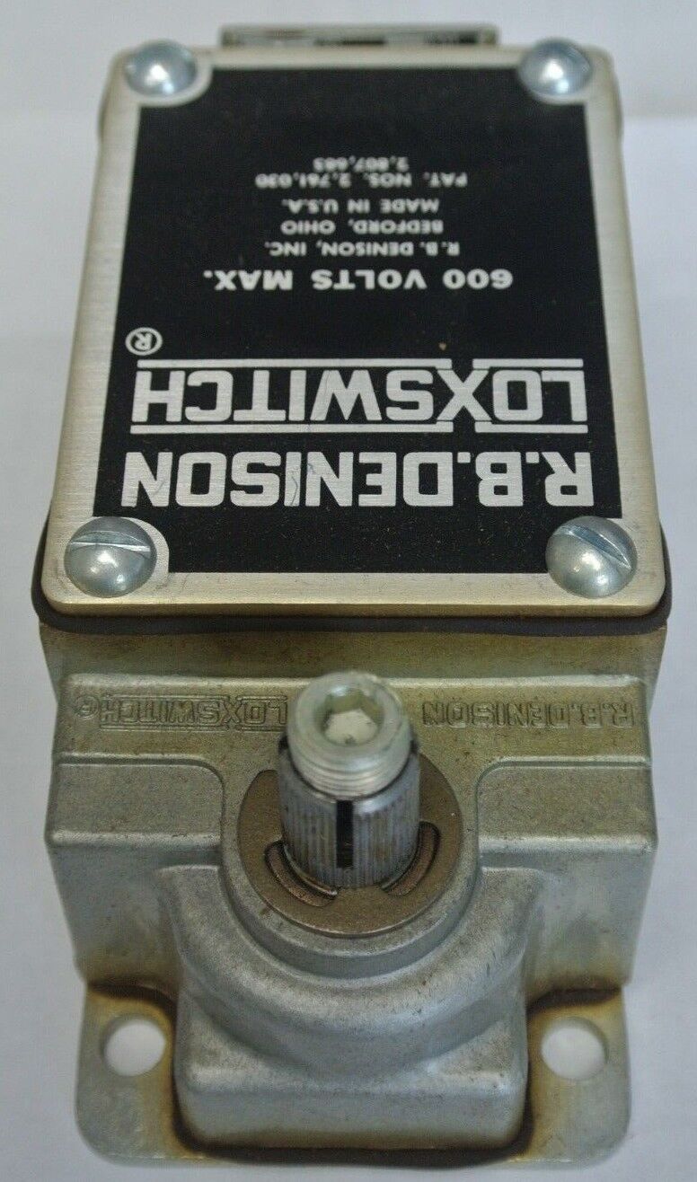 R.B. DENISON L100WDR-2M LIMIT SWITCH 600V MAX NEW SURPLUS GOULD / TELEMECANIQUE
