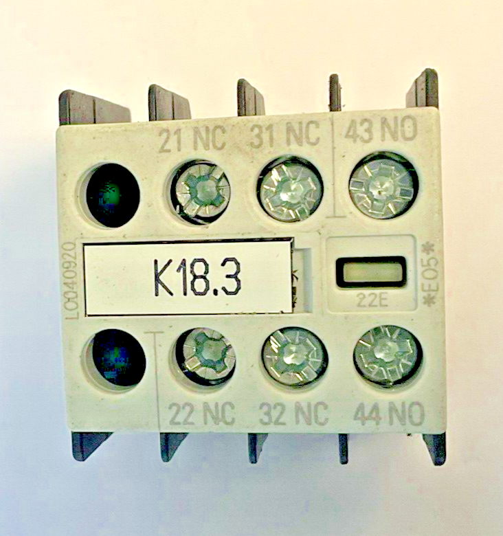SIEMENS 3RH1911-1HA12 AUXILIARY CONTACT 10A 240V****LOTOF3****