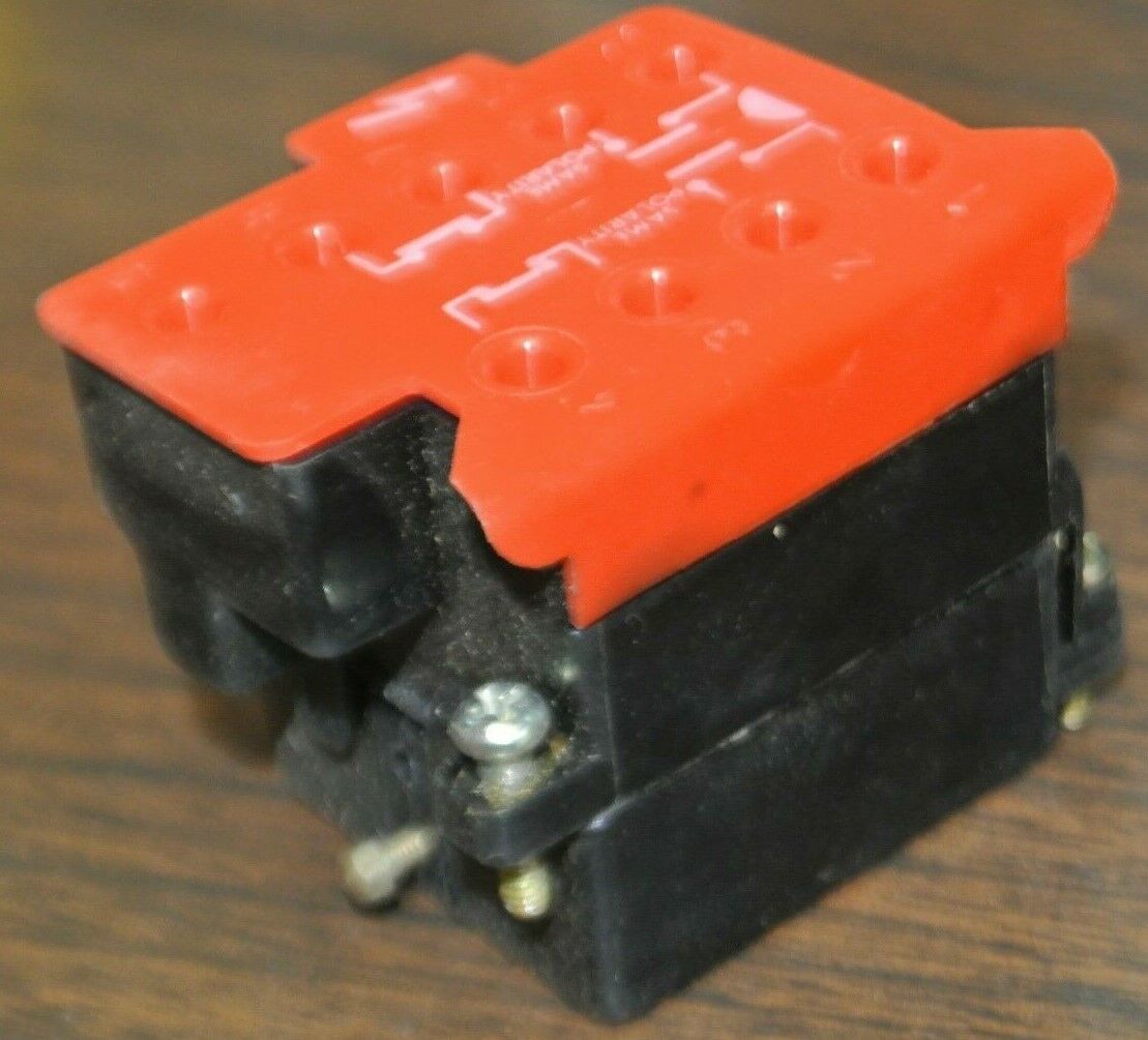 SQUARE D / 9998 PC234 / C65080-047-51 / SNAP SWITCH / NEW SURPLUS