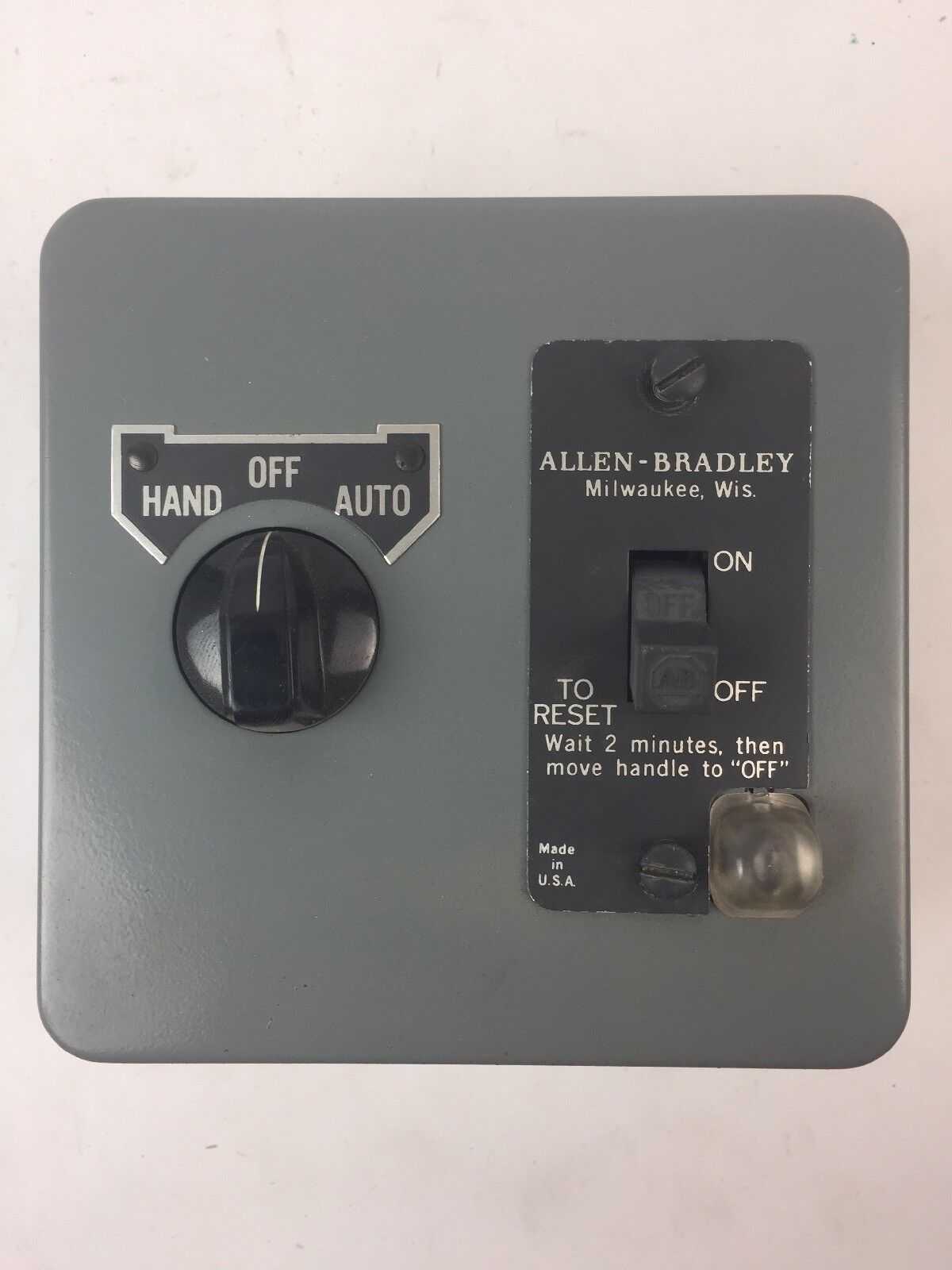 ALLEN BRADLEY 600-TAX218 MANUAL STARTING SWITCH W/ SELECTOR SWITCH & PILOT LIGHT
