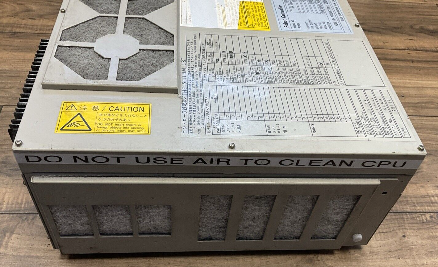 DENSO RC5-SMT4A-BN ROBOT CONTROLLER 3PH 200/230VAC 3.3KVA 3050W