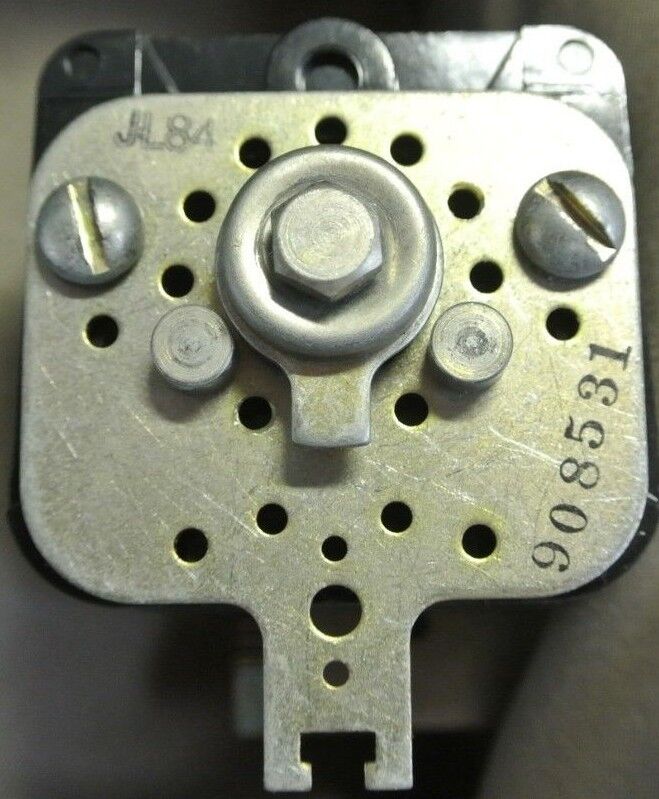ALLEN-BRADLEY 908531 ROTARY PILOT SWITCH - SPECIAL - BULLETIN 806 - NEW SURPLUS