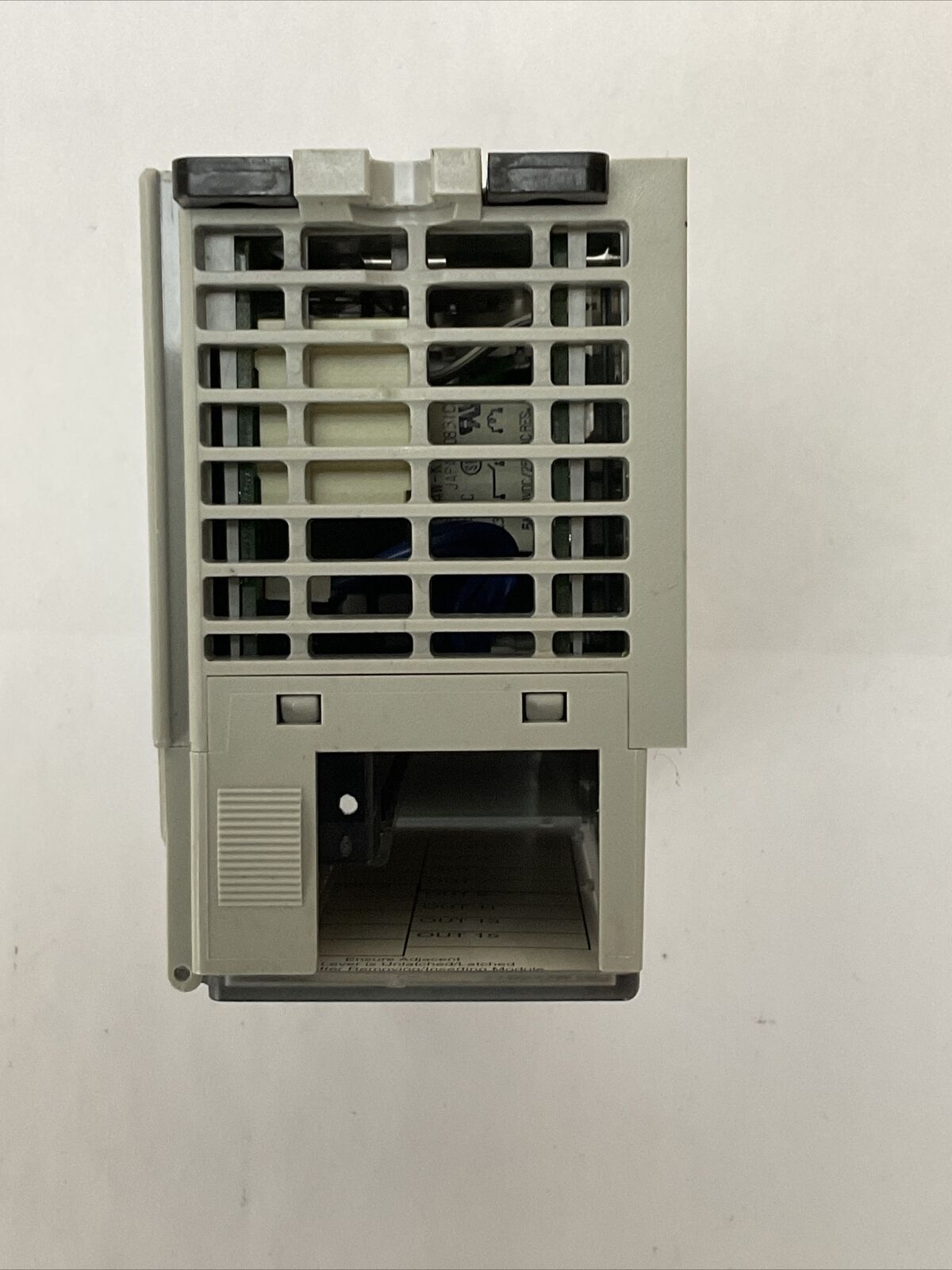 ALLEN BRADLEY 1769-OW16 SER A REV 2 F/W REV 3.1 16PT 5-265VAC 5-125VDC FORM A