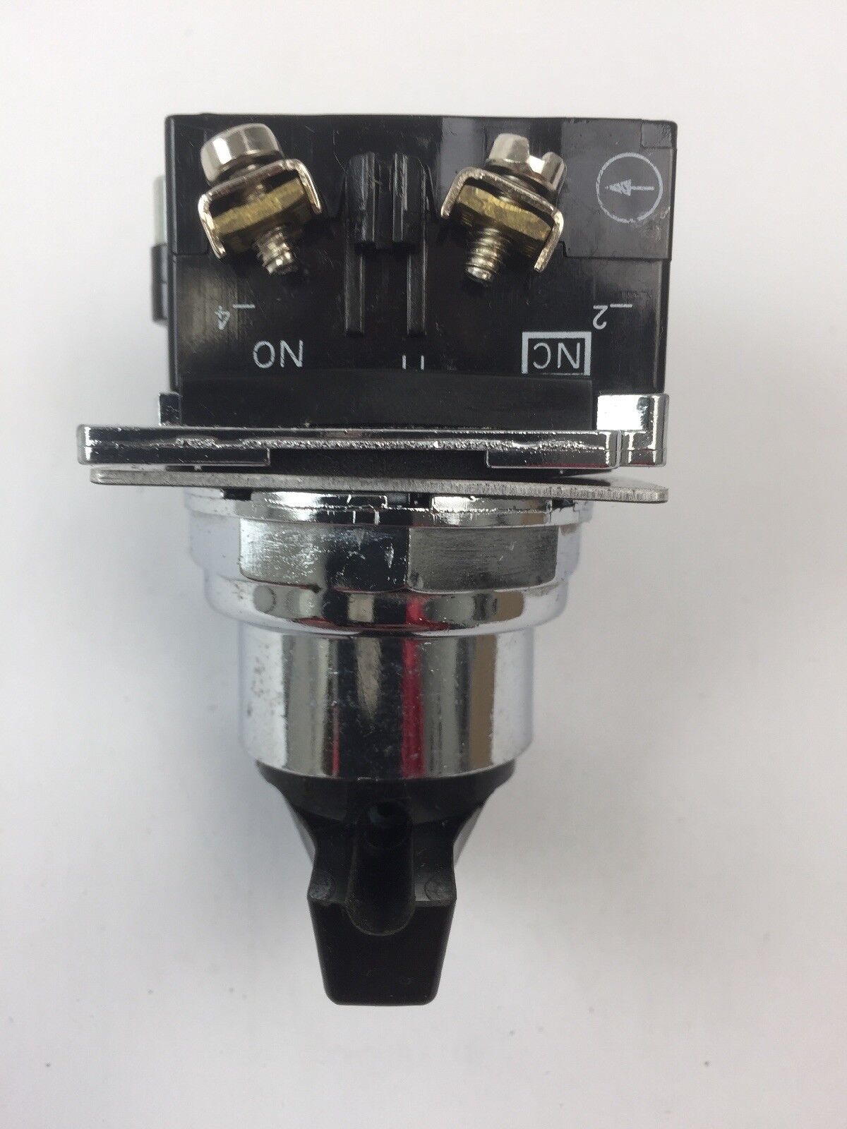 CUTLER HAMMER 10250T3023 SELECTOR SWITCH WITH 10250T/91000T/E34 CONTACT
