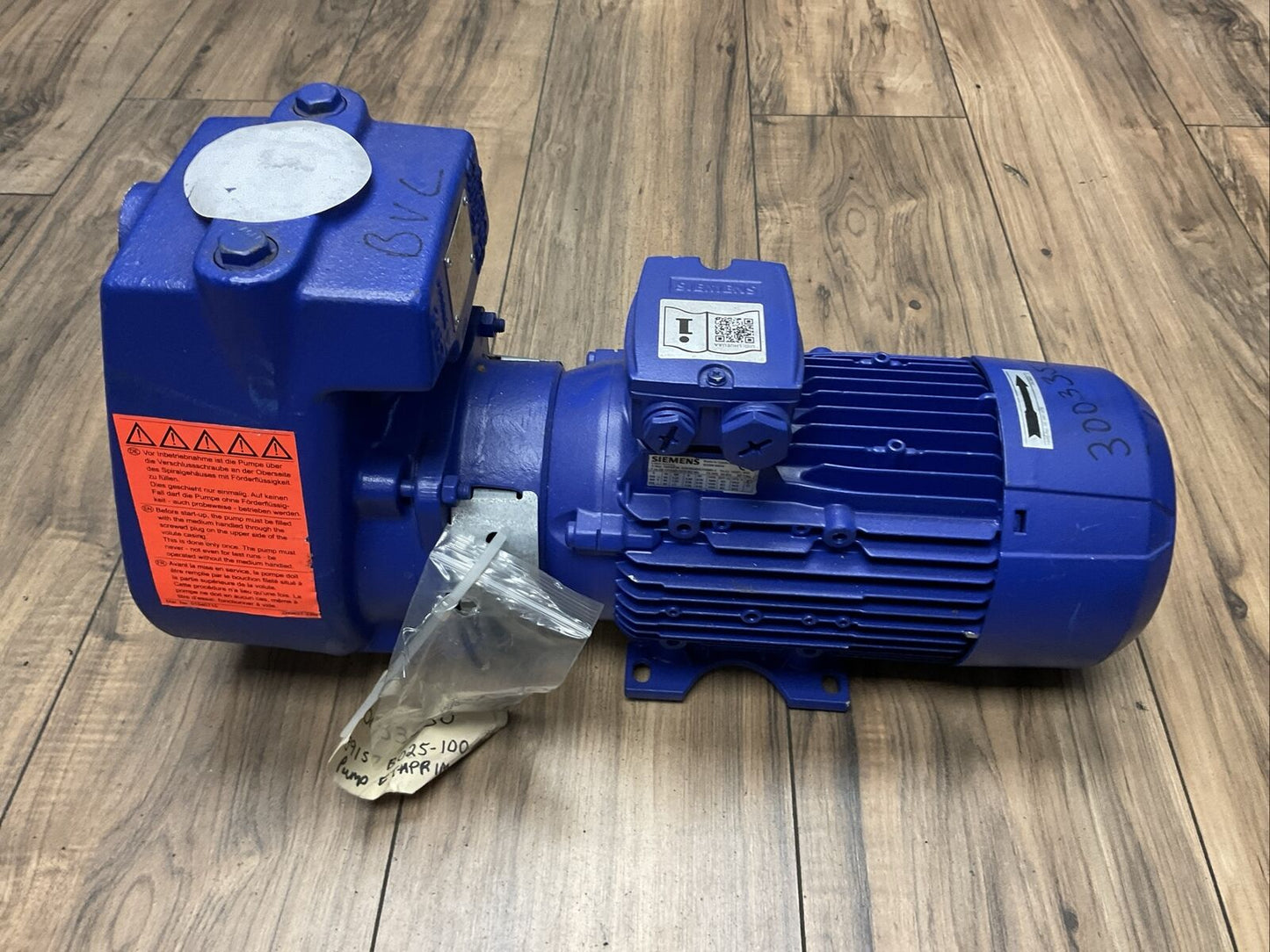 SIEMENS ETPB025-025-100 GGXI01D100132 PUMP