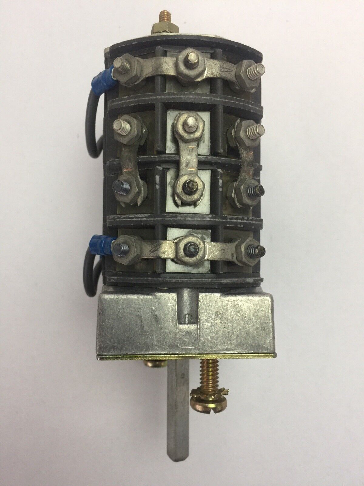 WESTINGHOUSE 658A615G02 TYPE W2 SWITCH 600V 20A ROTARY SWITCH MISSING HANDLE