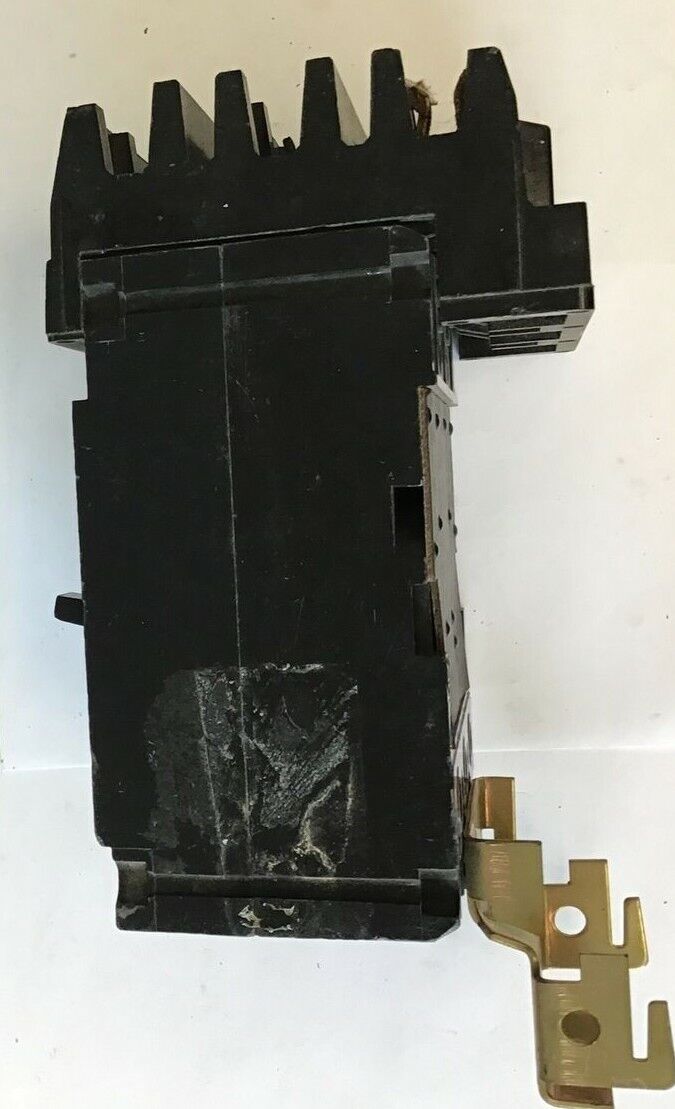 SQUARE D FA34015 CIRCUIT BREAKER 15A 480VAC 250VDC SER.2