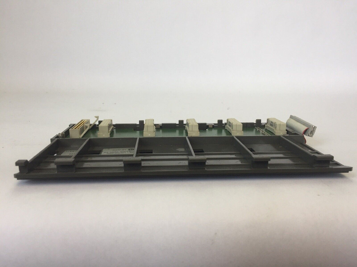 AEG MODICON DTA201 7628-042.244801SECONDARY SUBRACK 5 SLOTS REV 10