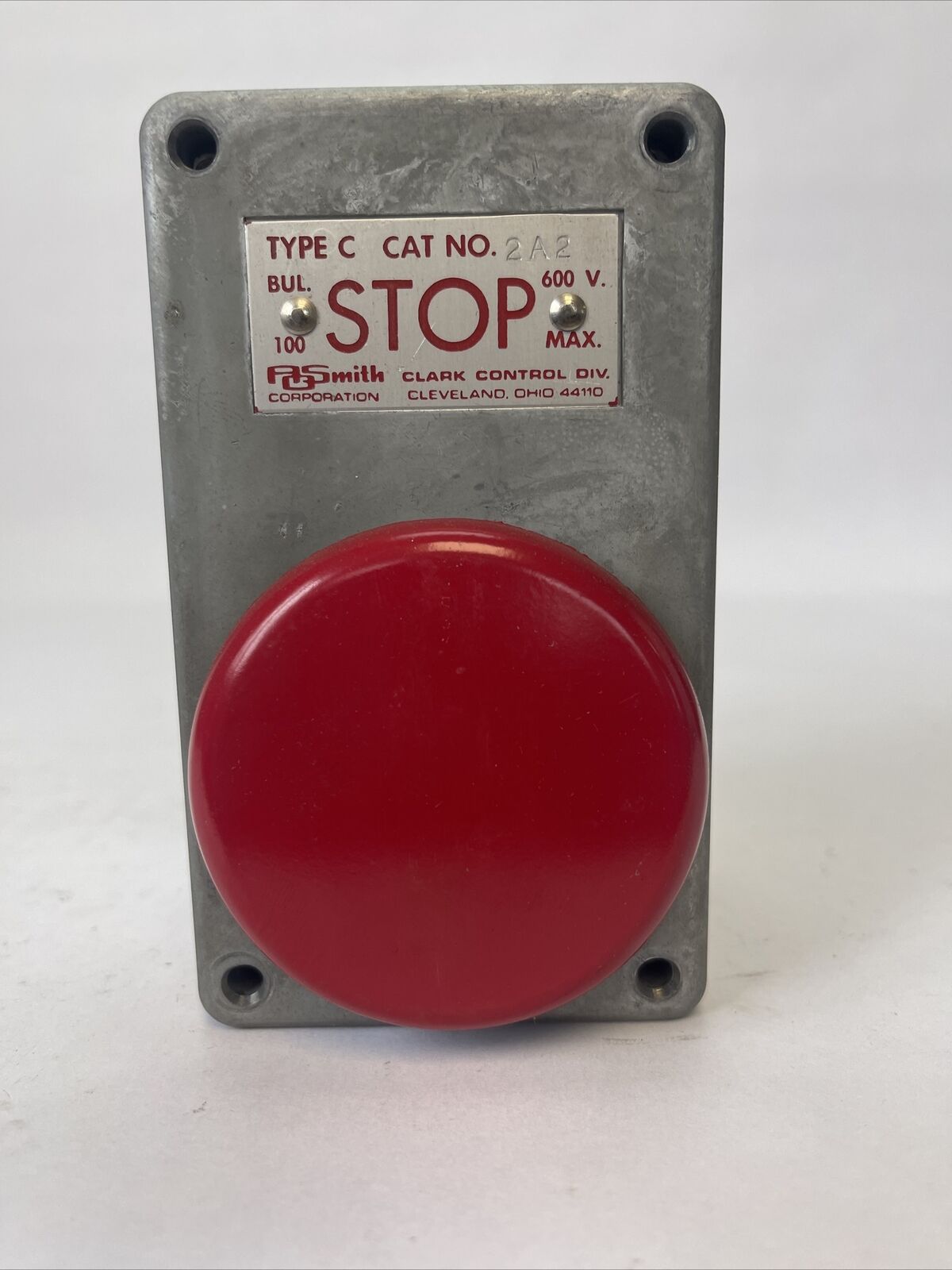 CLARK CONTROL 2A2 STOP PUSH BUTTON 600V TYPE C OIL TIGHT ENCLOSURE BUL. 100
