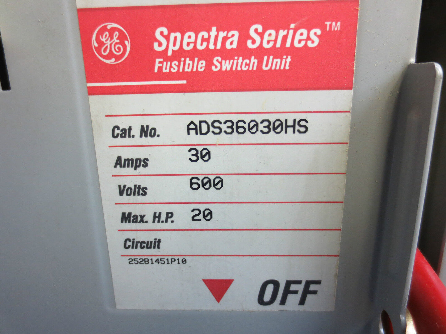 GE ADS36030HS SPECTRA FUSIBLE SWITCH UNIT - 30A, 600V, 3-POLE - NEW SURPLUS
