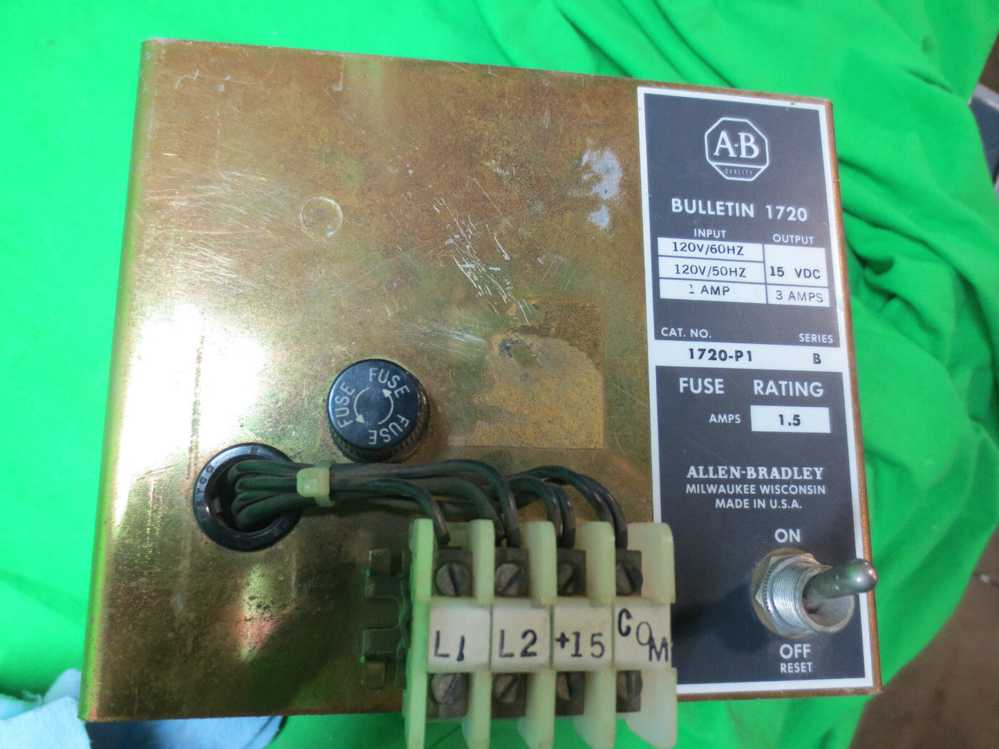 ALLEN-BRADLEY 1720-P1 Ser. B - POWER SUPPLY