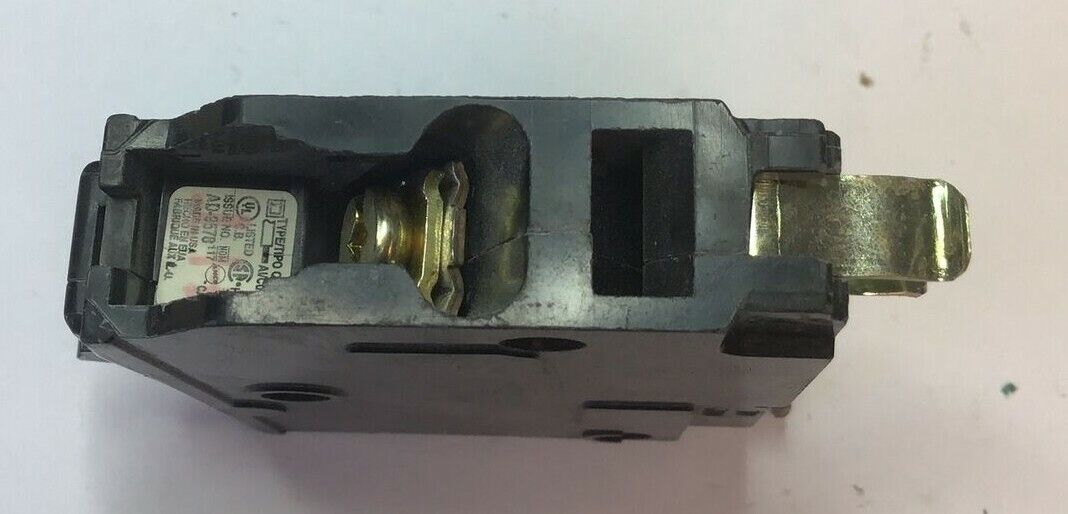 SQUARE D QOB115 CIRCUIT BREAKER 15A 120/240VAC 1POLE ****LOTOF5****