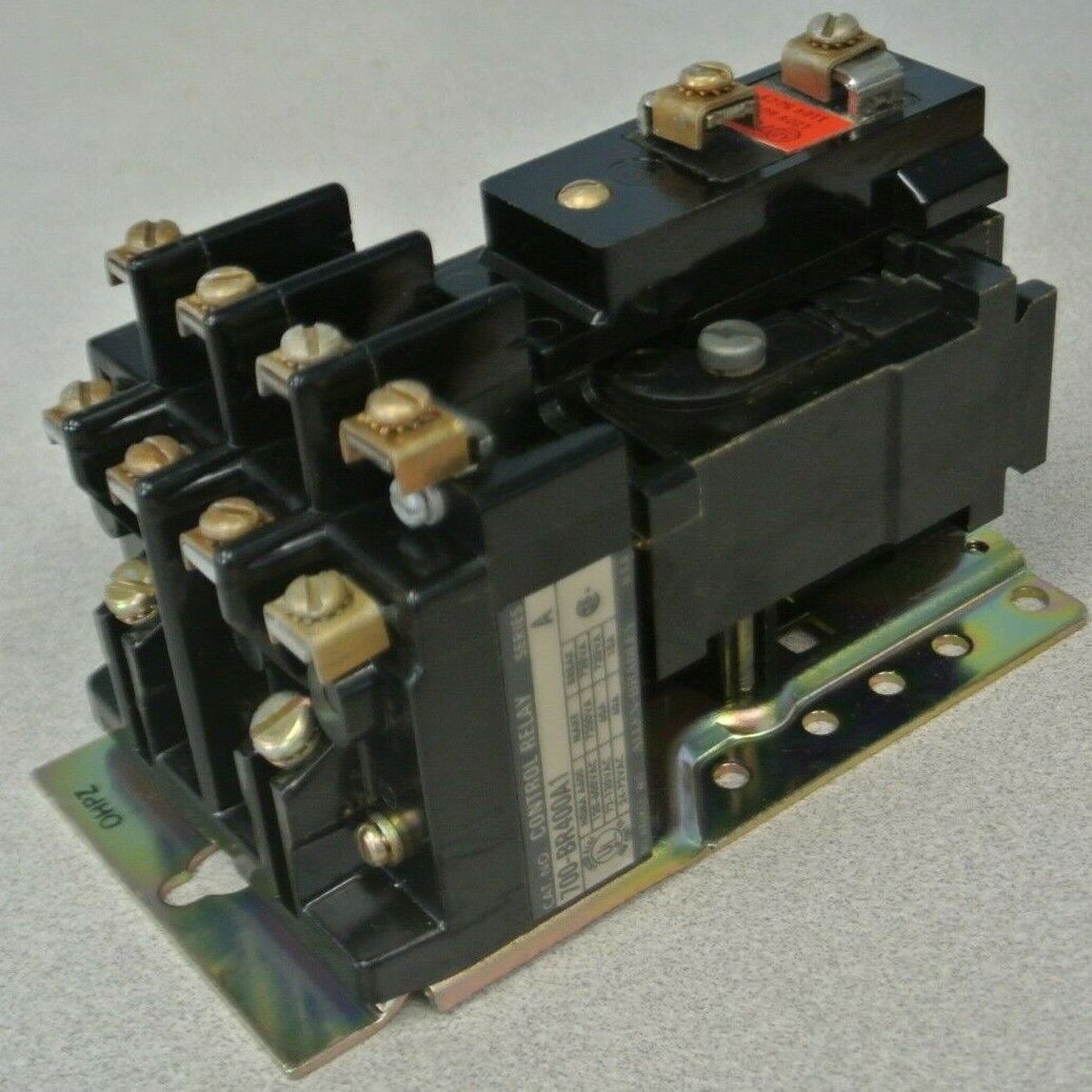 ALLEN-BRADLEY 700-BR400A1 / TYPE BR AC CONTROL RELAY / 4 NO / 120V / NEW SURPLUS