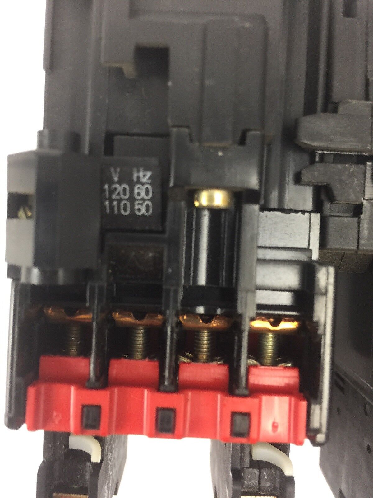 ABB B16-40-00 CONTACTOR 600V 21A COIL 120V 60HZ 110V 50HZ CA7-10-01