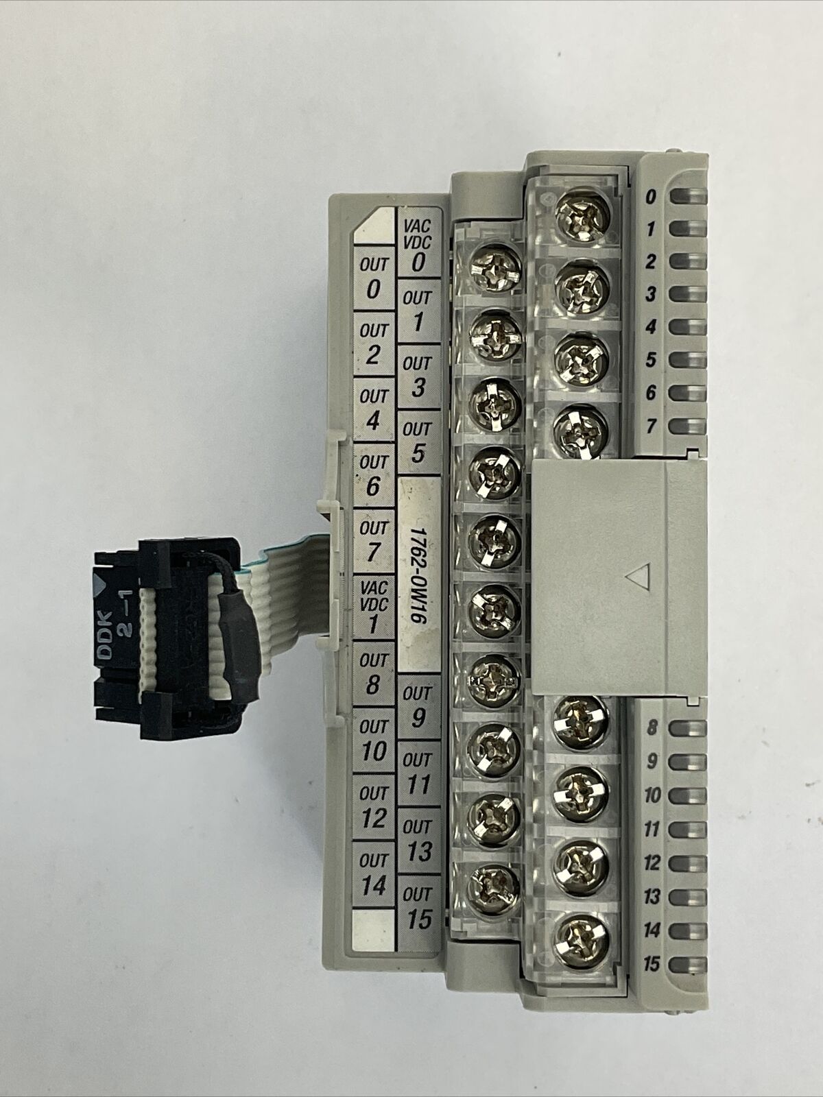 ALLEN BRADLEY 1762-OW16 MICROLOGIX 16PT VAC/VDC RELAY OUTPUT SERE B REV A