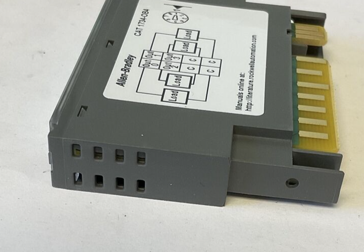 ALLEN BRADLEY 1734-OB4 OUTPUT MODULE SER.C FW3.022 5VDC 75MA