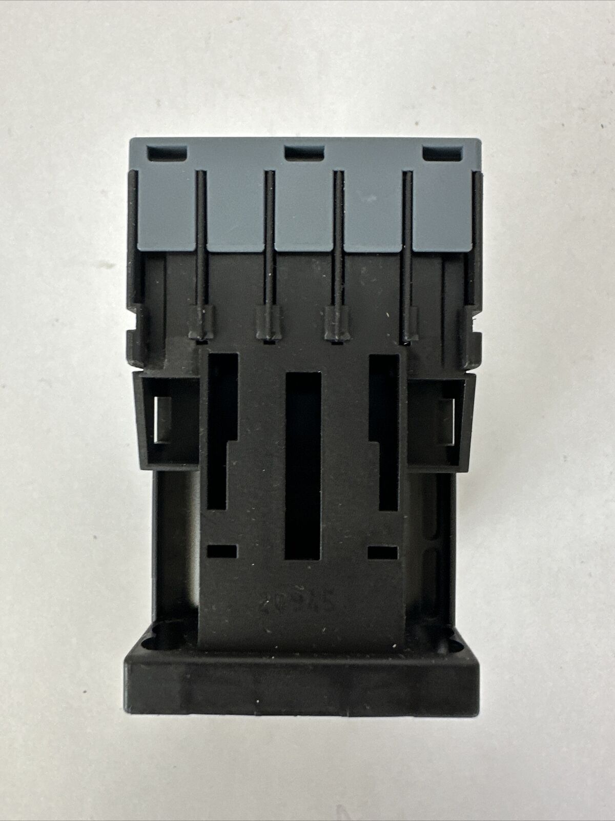 SIEMENS 3RT2018-2BB42 CONTACTOR 20A 600VAC COIL 24VDC