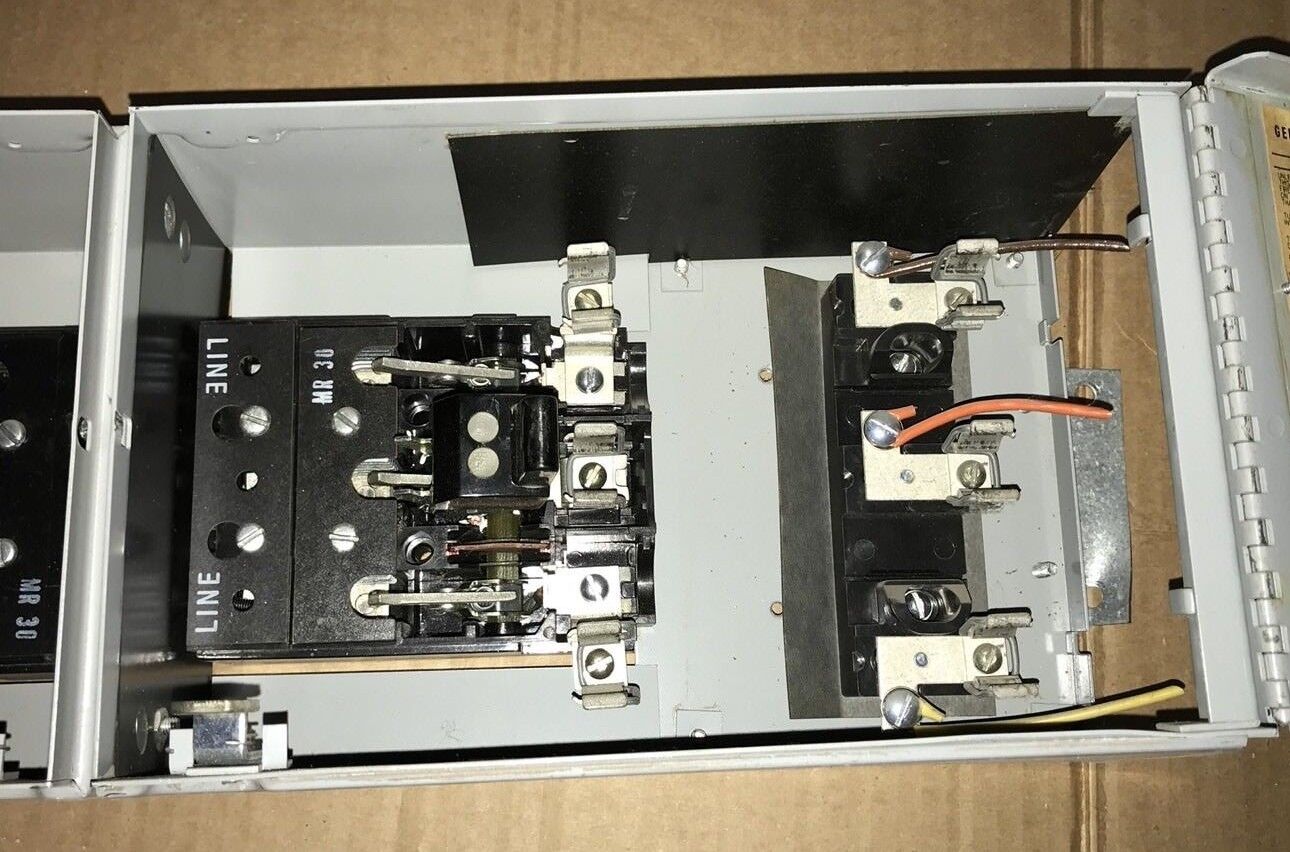 GE General Electric THFP361L 30A, 600VAC TYPE QMR TWIN PANELBOARD SWITCH