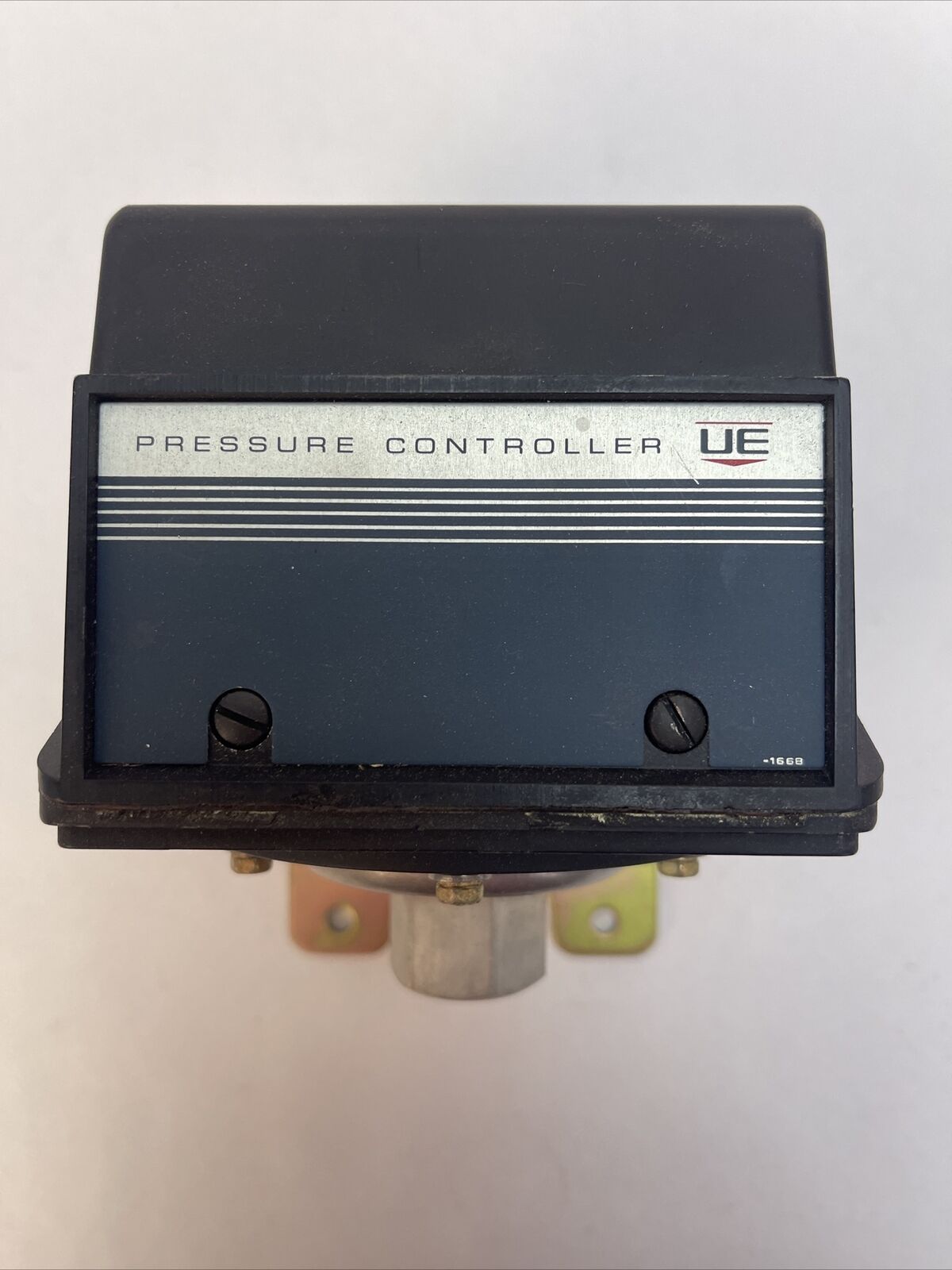 UNITED ELECTRIC CONTROLS J302 9832 555 PRESSURE SWITCH 0-100PSI 15A 125/250VAC