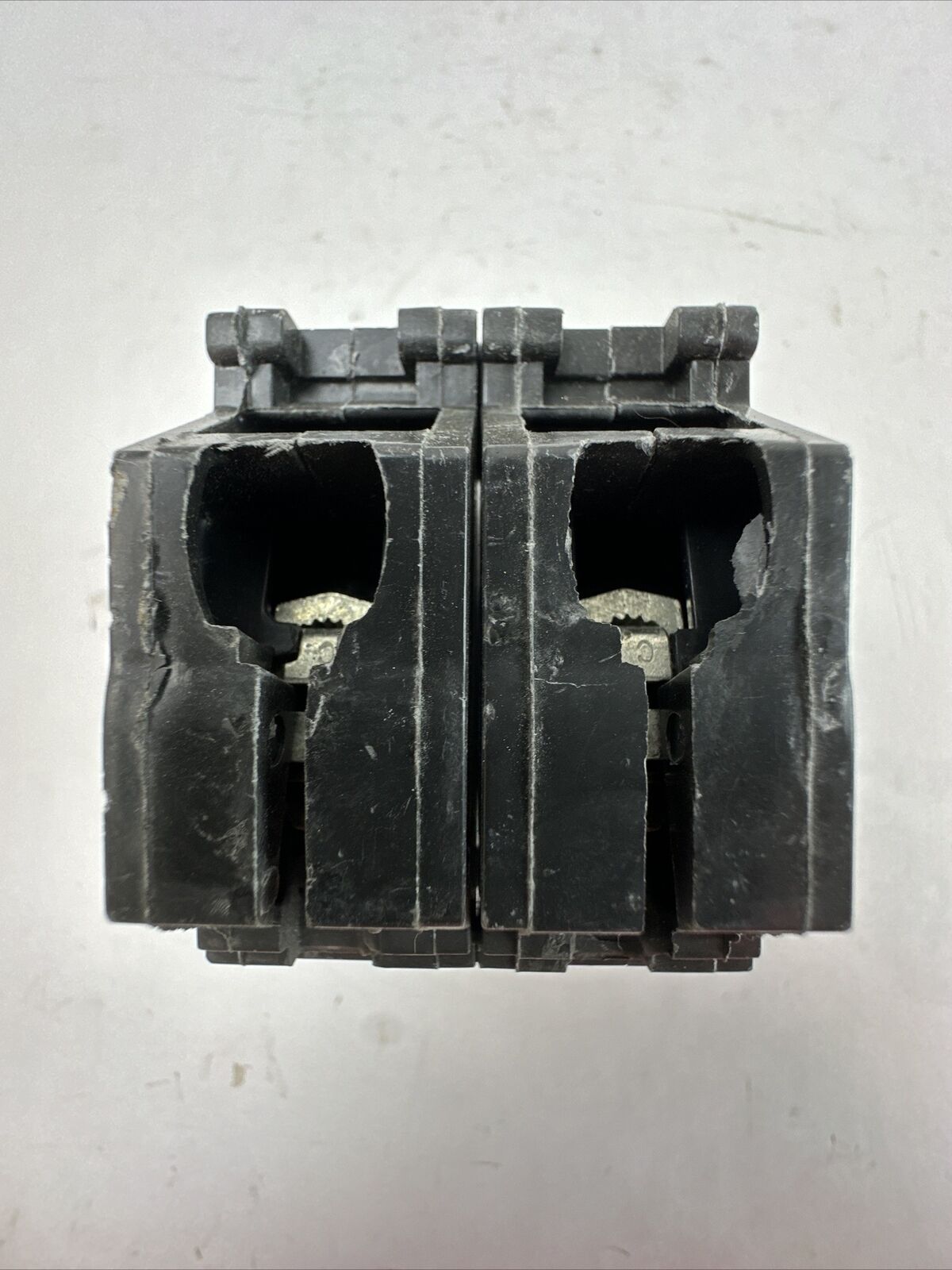 GE THQB2125 CIRCUIT BREAKER 25AMP 2POLE 120/240VAC