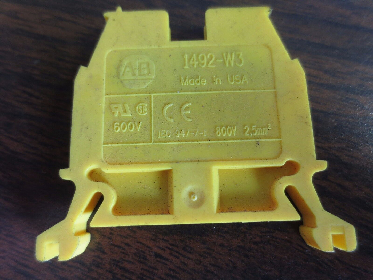 ALLEN-BRADLEY 1492-W3 TERMINAL BLOCKS - YELLOW - LOT of 20 - 1492-W3-Y