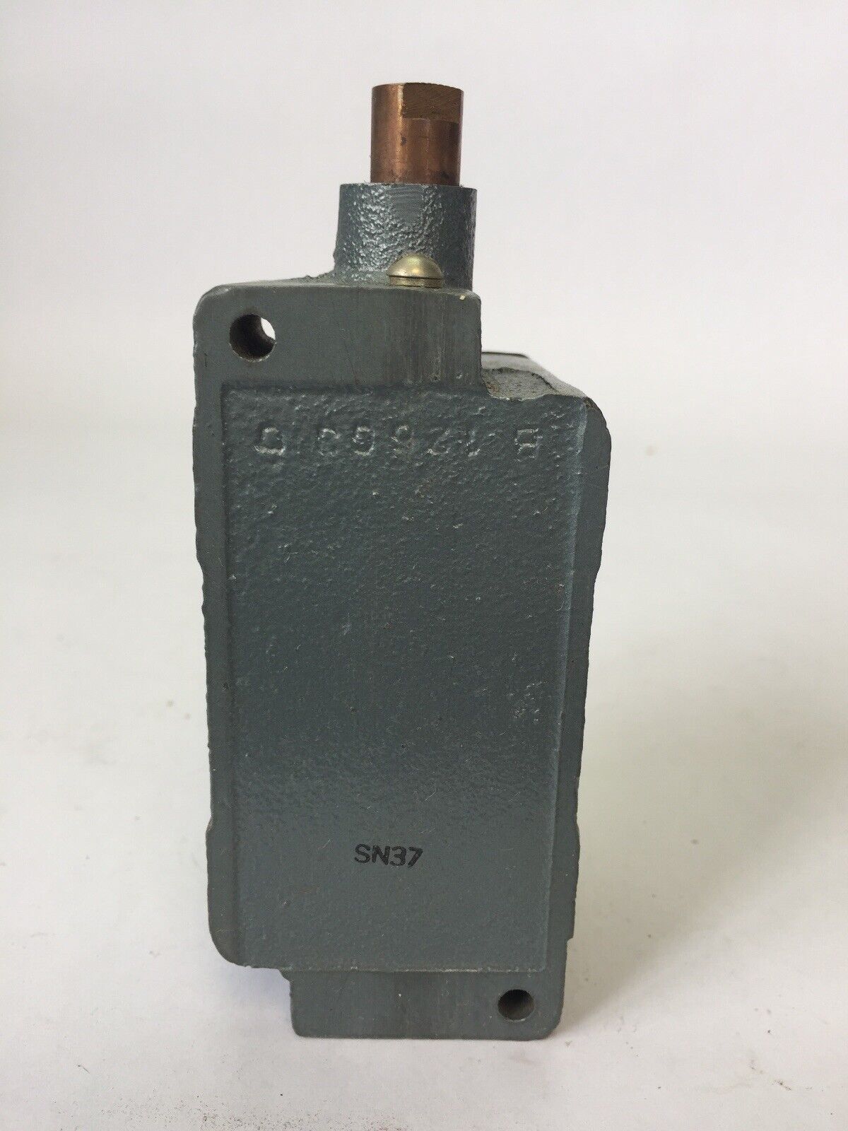 ALLEN BRADLEY 801-ASC12 LIMIT SWITCH PUSH TYPE 600V AC/DC NO-NC CONTACT
