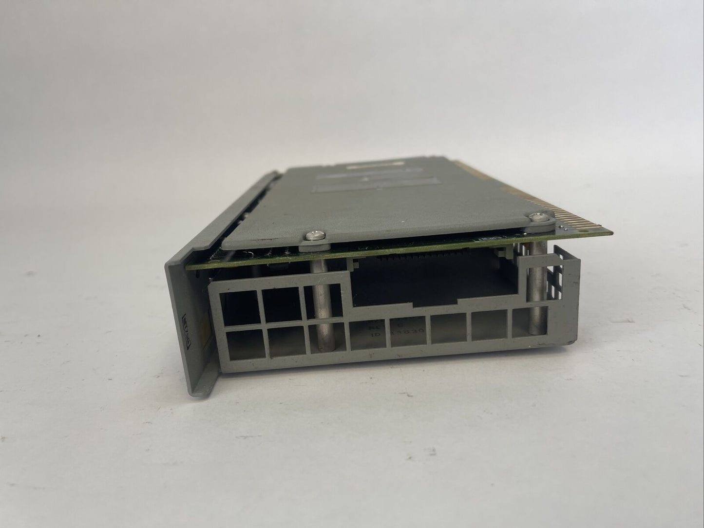 ALLEN BRADLEY 1772-LX MINI-PLC-2/16 PROCESSOR SER D FIRMWARE REV C 1.25A @ 5VDC