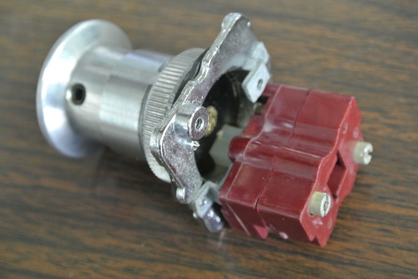 REES PUSHBUTTONS & SELECTOR SWITCHES - LOT of 4