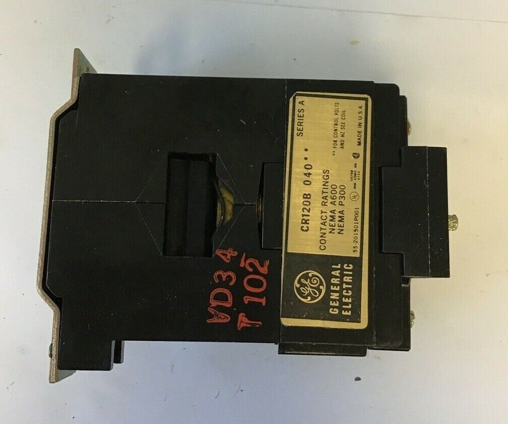 GENERAL ELECTRIC CR120B04002 IDUSTRIAL RELAY SER.A 115V 60HZ 10A